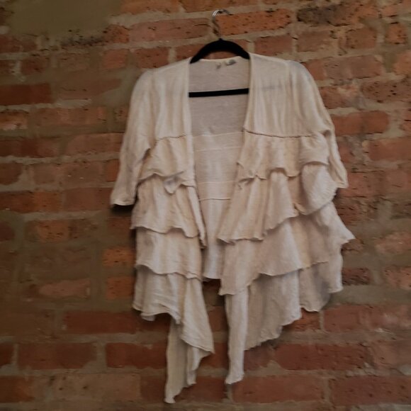 Anthropologie Moth Cream Tiered Ruffle Linen blend Cardigan - Picture 4 of 4